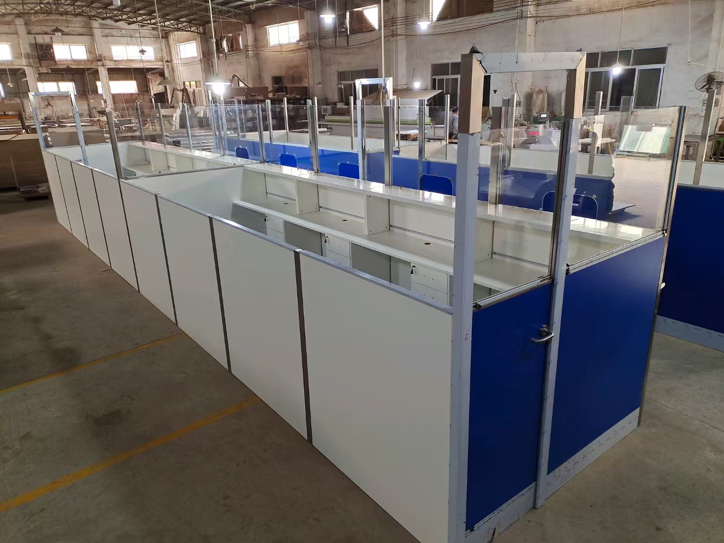 機(jī)場柜臺定制